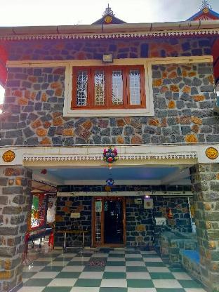Lion Resorts,Vellimalai Kovil Street, Sirumalai,2 star