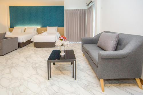 one sakon nakhon hotel