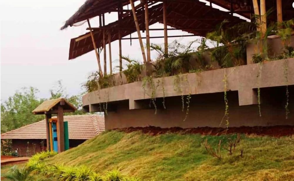 bamboo and bricks resorts