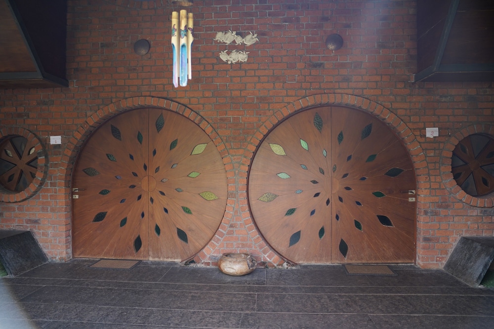 bamboo and bricks resorts