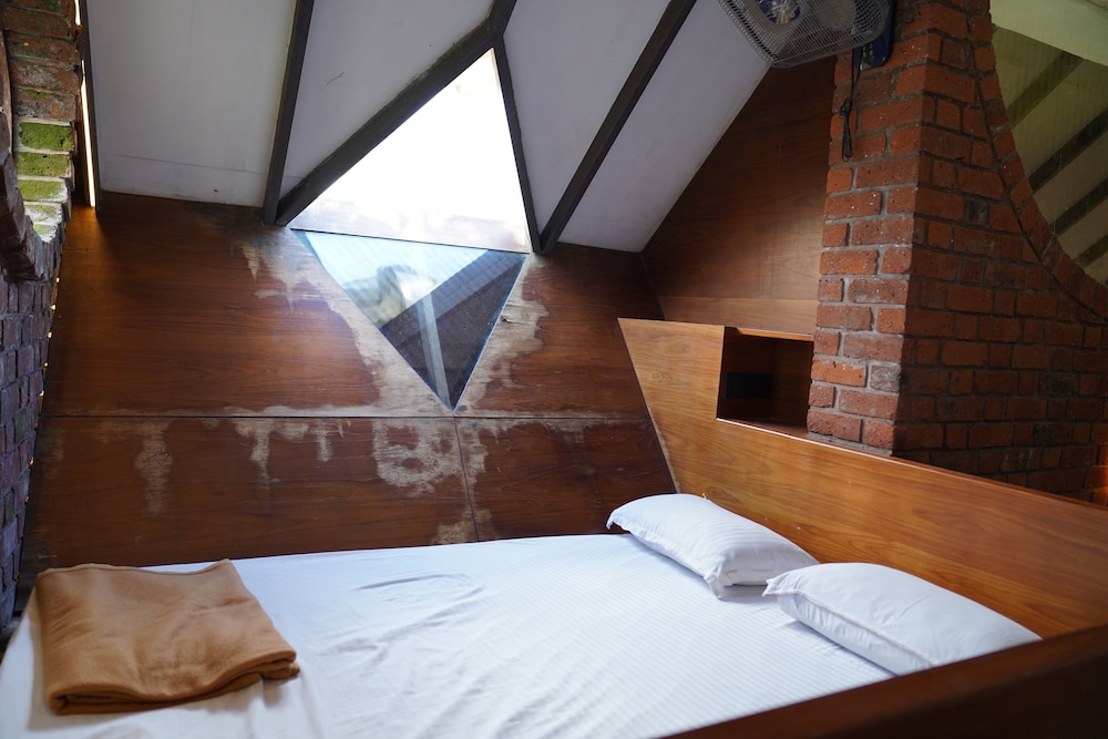 bamboo and bricks resorts