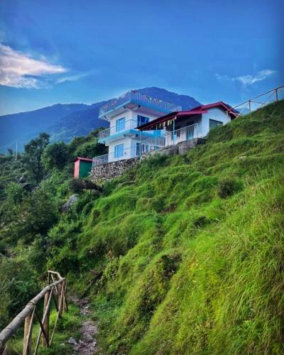 Dhauladhar Eternals,,3 star