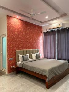 bed in mountain bnm stays