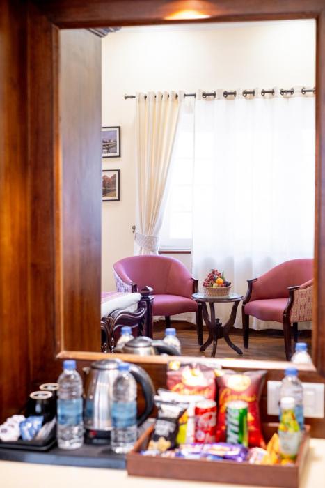 moghal mahal resort rajbagh srinagar