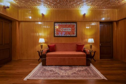 moghal mahal resort rajbagh srinagar