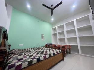 arya sadan homestay