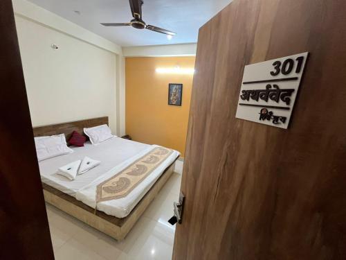 Hotel Shivashray Luxury Stays & Inn,,3 star