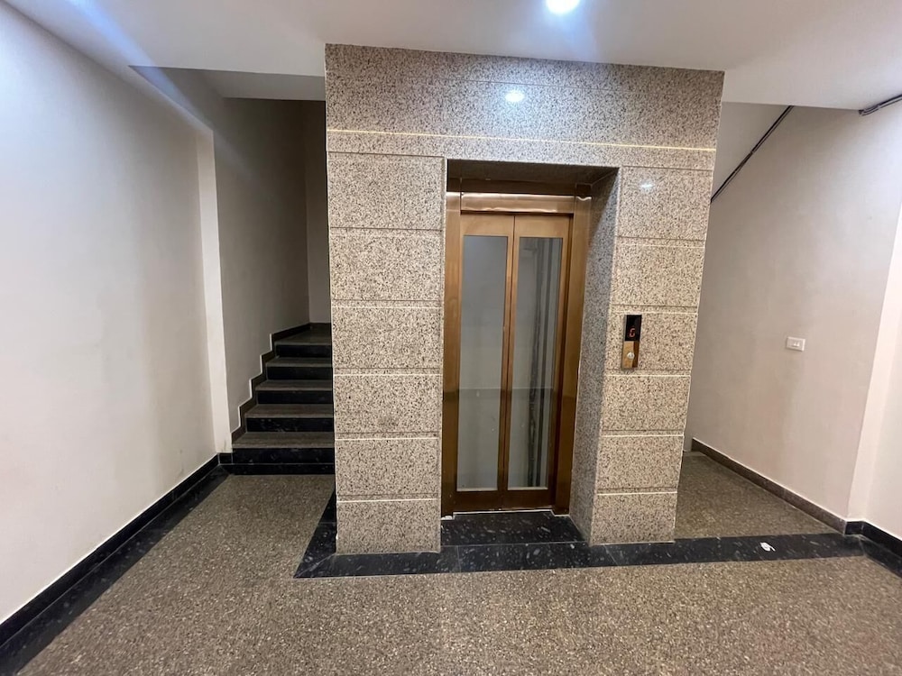 hotel golden arrow
