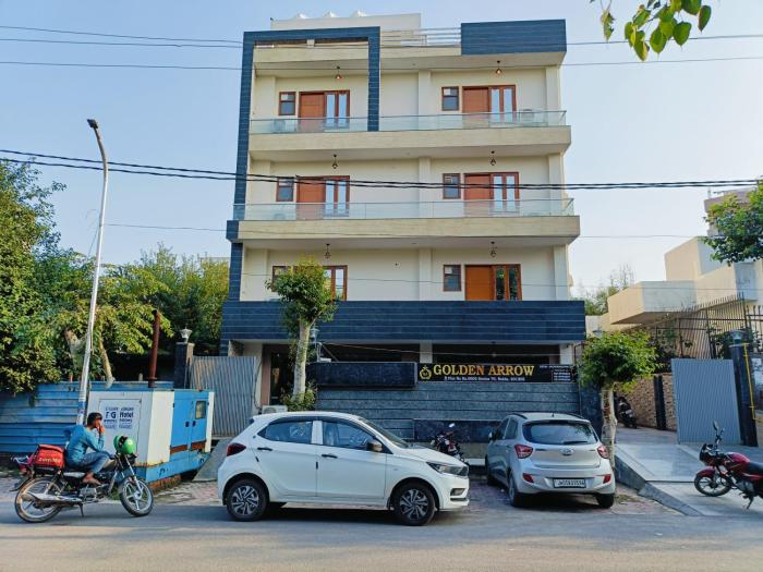 hotel golden arrow