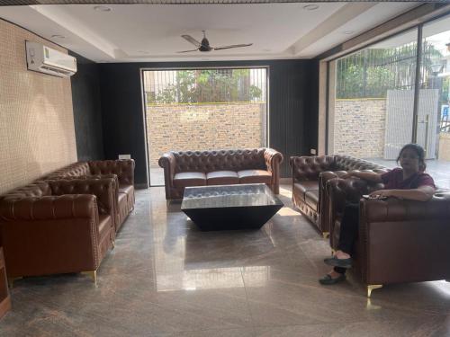 hotel golden arrow