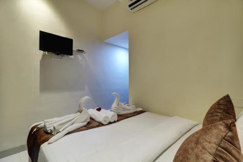 Hotel New Parimeet Residency,,3 star