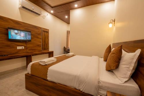 hotel relax inn ganga rishikesh