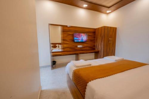 hotel relax inn ganga rishikesh