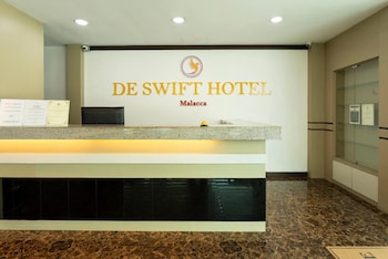 De Swift Hotel,,2 star