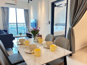 Edumetro By Manhattan Group,,3 star