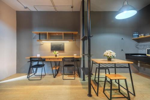 shin muffin abac bangna