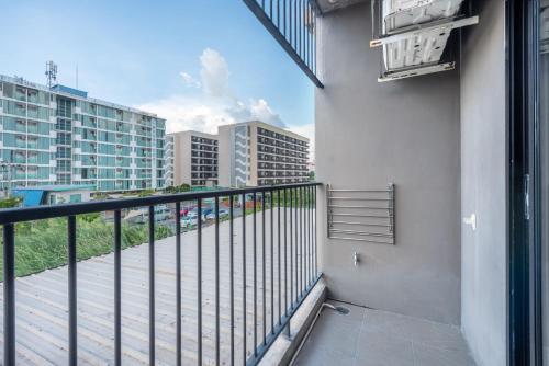 shin muffin abac bangna