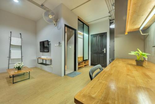 shin muffin abac bangna