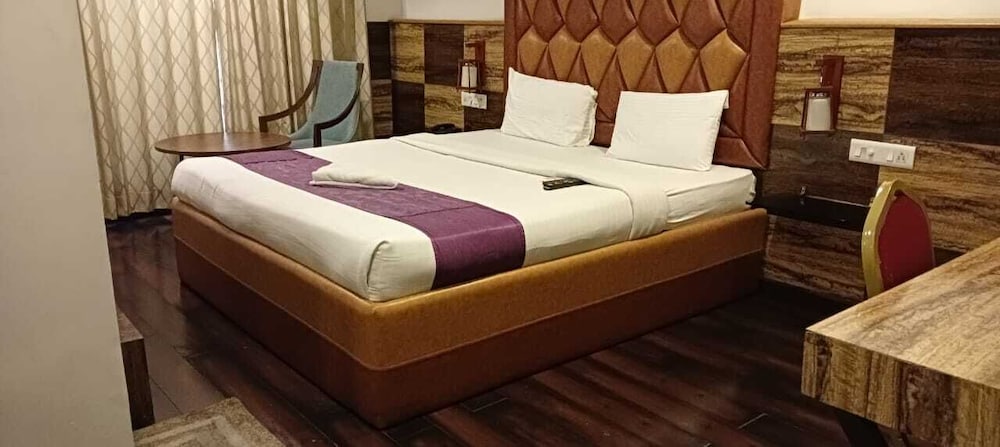 white ridge hotel banjara hills