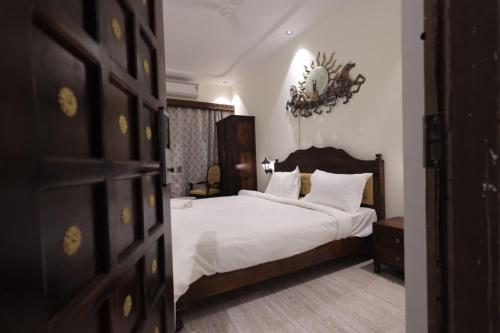 Misty Blues Villas & Resort,,3 star