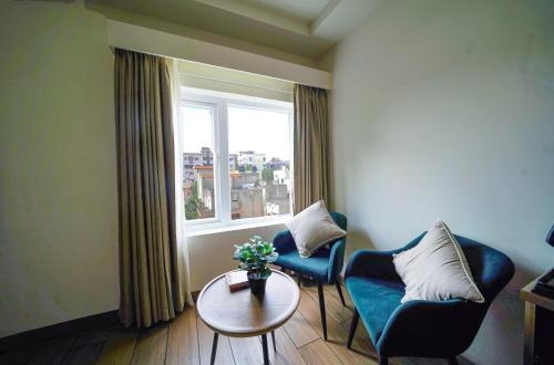 olive hotel benz circle vijayawada by embassy group