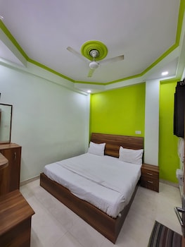 hotel shiv ganga