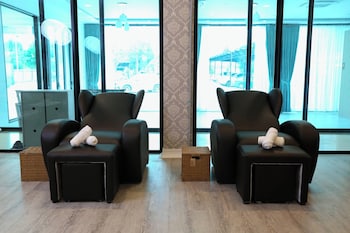 chana bangkok hotel