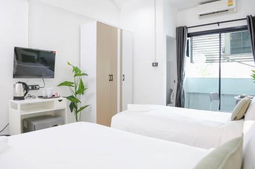 chana bangkok hotel