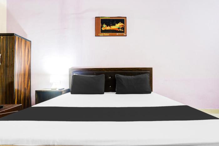 hotel o girdharwal resort