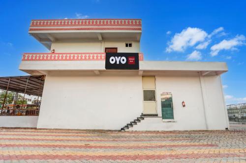 hotel o girdharwal resort