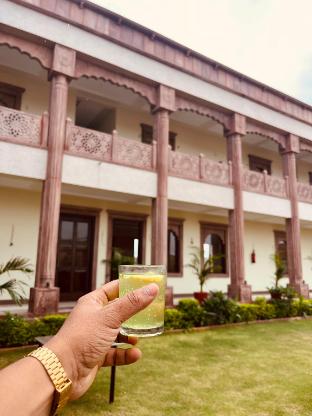 yashvrinda hotel and resort