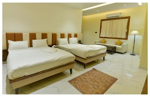Yashvrinda Hotel And Resort,,3 star