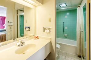 econo lodge