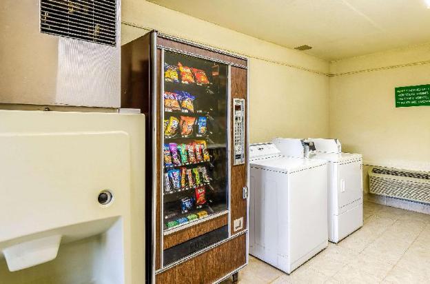 econo lodge