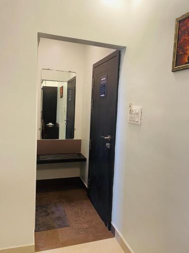 hotel ramdev chikodi