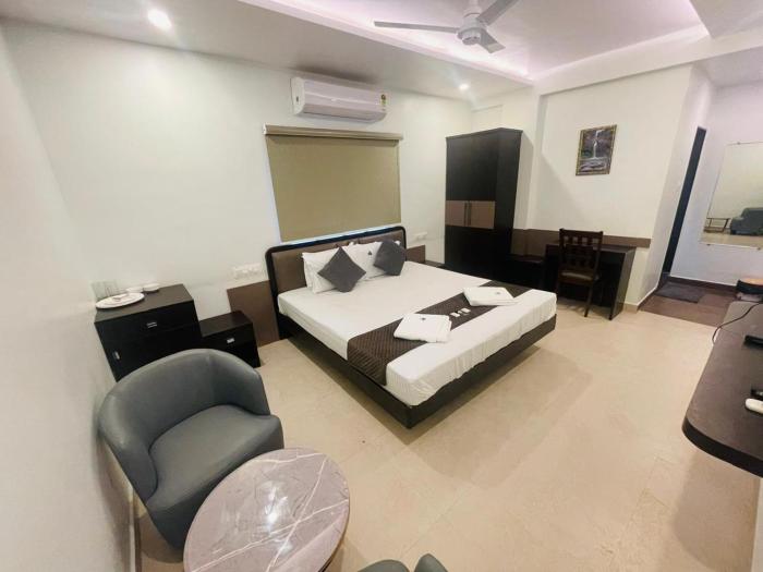 hotel ramdev chikodi