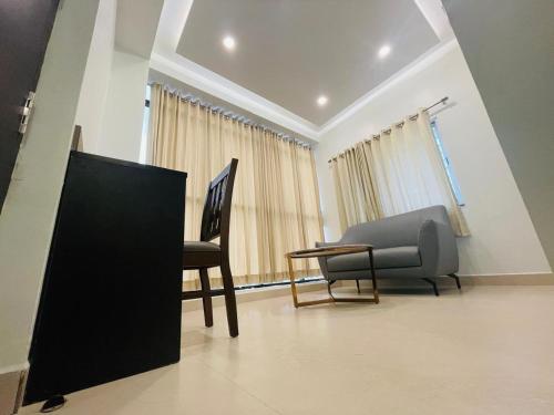 hotel ramdev chikodi