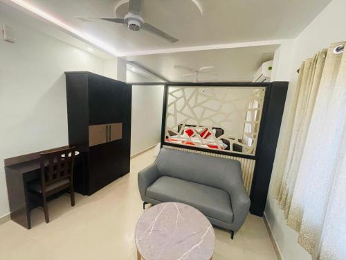 hotel ramdev chikodi