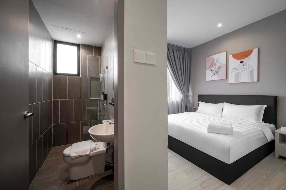 iconic regency service residences managed by iconic hotel