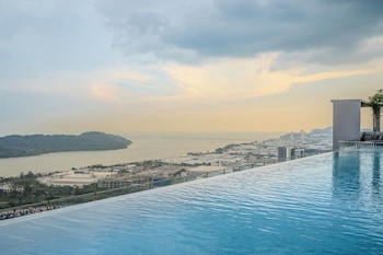 Iconic Regency Service Residences - Managed By Iconic Hotel,,3 star