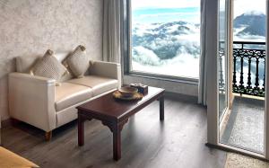 rajmaan singh eco resorts