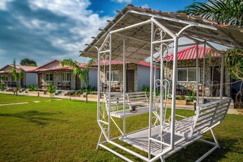 aashiyana luxury cottages