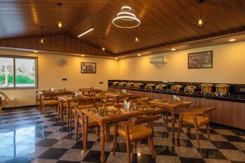 aashiyana luxury cottages