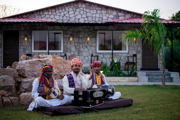 aashiyana luxury cottages