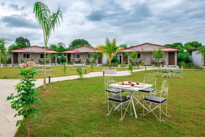 aashiyana luxury cottages