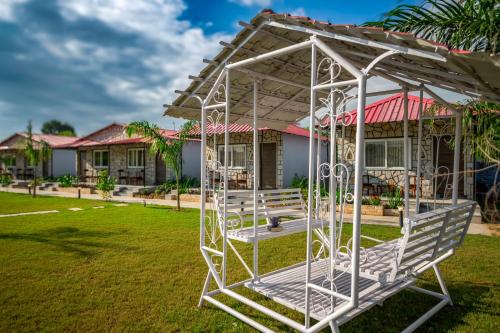 aashiyana luxury cottages