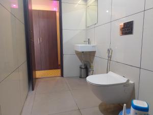 n b sonar bangla hotel