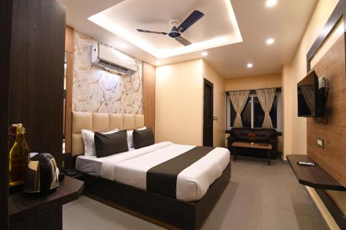 N B Sonar Bangla Hotel,,4 star