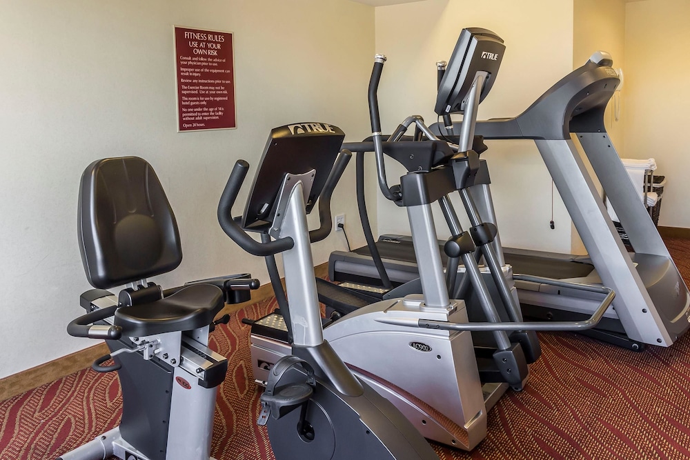 comfort inn and suites laguardia airport