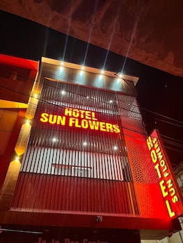 hotel sun flowers